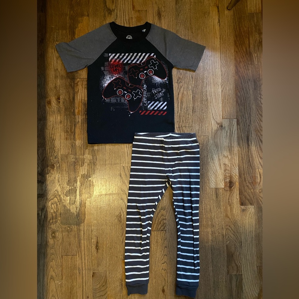 Kids Children’s Pajamas Gamer Top Striped Bottoms Pants Size 6